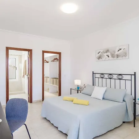 Femes 普拉亚布兰卡