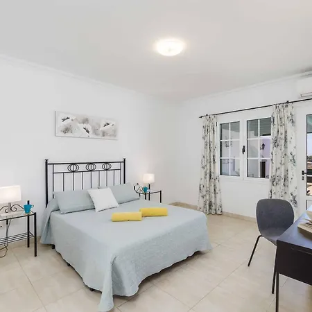 Femes * 普拉亚布兰卡