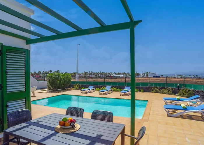 Femes Вилла Коста Бланка