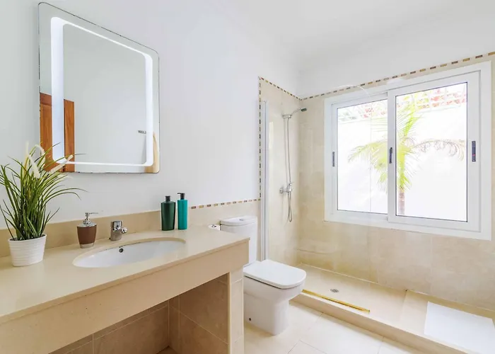 Femes Вилла Коста Бланка