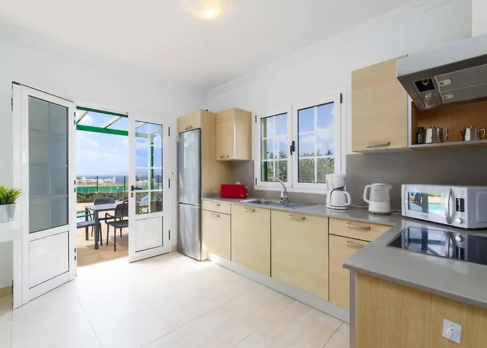 Femes Коста Бланка